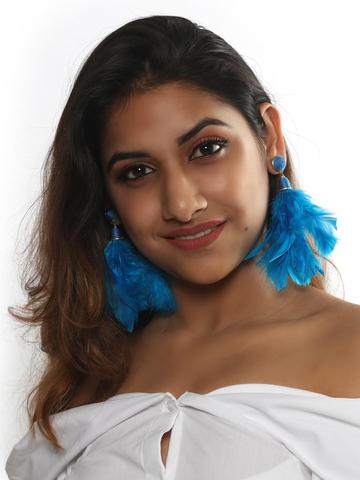 Patricia feather earrings (blue)